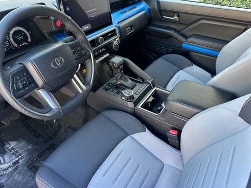 Certified 2026 Toyota Tacoma TRD Off-Road w/ TRD Off Road Upgrade Package AWD/4WD image 10