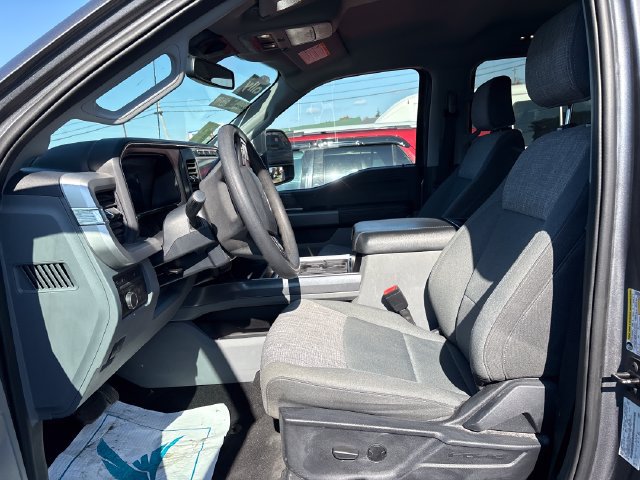 Used 2024 Ford F350 XLT w/ XLT Premium Package AWD/4WD image 7