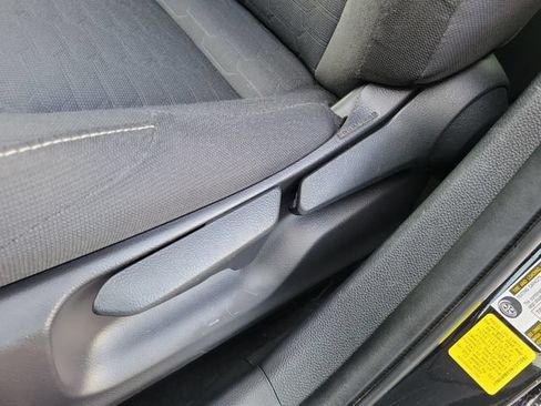 Used 2022 Toyota Corolla SE FWD image 13