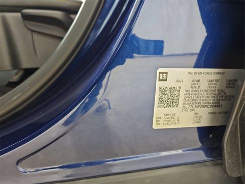 Used 2024 Chevrolet Trax LT w/ Driver Confidence Package image 41