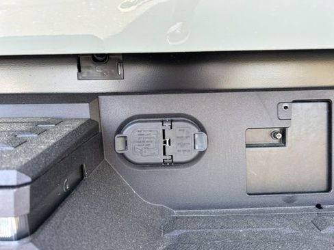 New 2026 Toyota Tundra SR5 AWD/4WD image 7