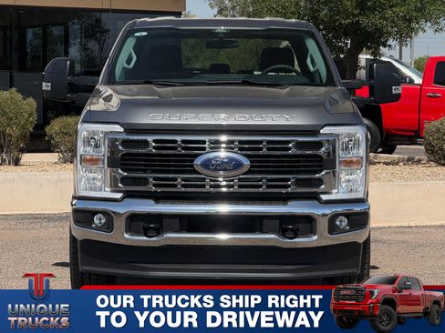 Used 2024 Ford F250 XLT w/ FX4 Off-Road Package AWD/4WD image 2