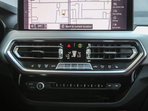 Certified 2023 BMW X4 xDrive30i w/ Premium Package image 10