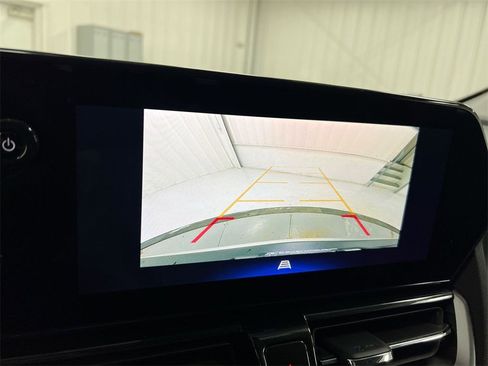 Used 2025 Chevrolet TrailBlazer LT image 15