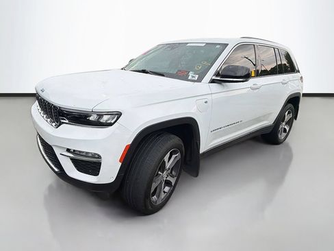Used 2023 Jeep Grand Cherokee 4WD 4xe w/ Luxury Tech Group II image 5