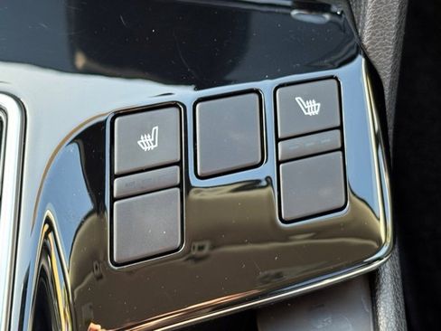 Certified 2023 Kia Sportage EX image 21