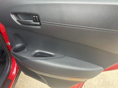 Used 2024 Toyota Corolla Cross SE AWD/4WD image 17