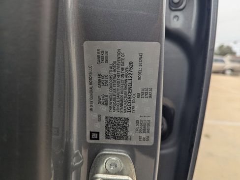 Used 2020 Chevrolet Colorado LT RWD image 16