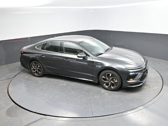 Used 2025 Hyundai Sonata SEL FWD image 35
