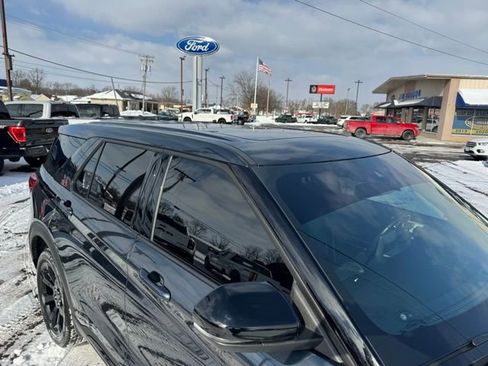 Used 2022 Ford Explorer ST w/ Equipment Group 401A image 8