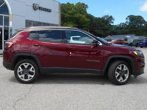 Certified 2022 Jeep Compass Limited AWD/4WD image 28
