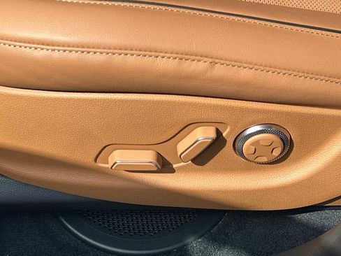 New 2026 Genesis GV80 2.5T Advanced image 17