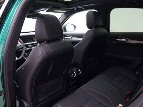 New 2025 Alfa Romeo Stelvio Sprint AWD/4WD image 12