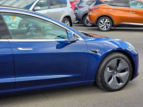 Used 2019 Tesla Model 3 Long Range AWD/4WD image 14