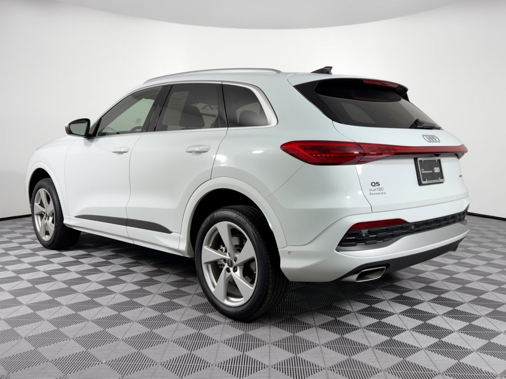 Certified 2025 Audi Q5 Premium Plus AWD/4WD image 3