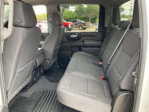 Used 2025 Chevrolet Silverado 2500 Custom w/ Custom Value Package AWD/4WD image 9