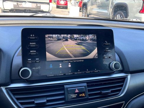 Used 2020 Honda Accord LX image 22