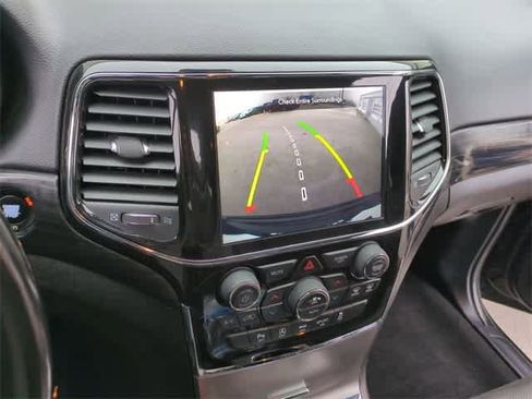 Used 2021 Jeep Grand Cherokee Laredo X image 29