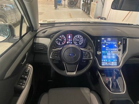 Certified 2025 Subaru Outback Premium AWD/4WD image 2