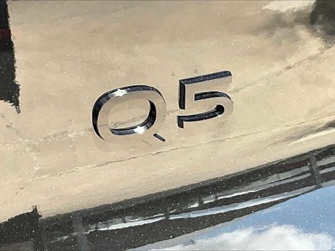 New 2025 Audi Q5 Premium Plus image 15