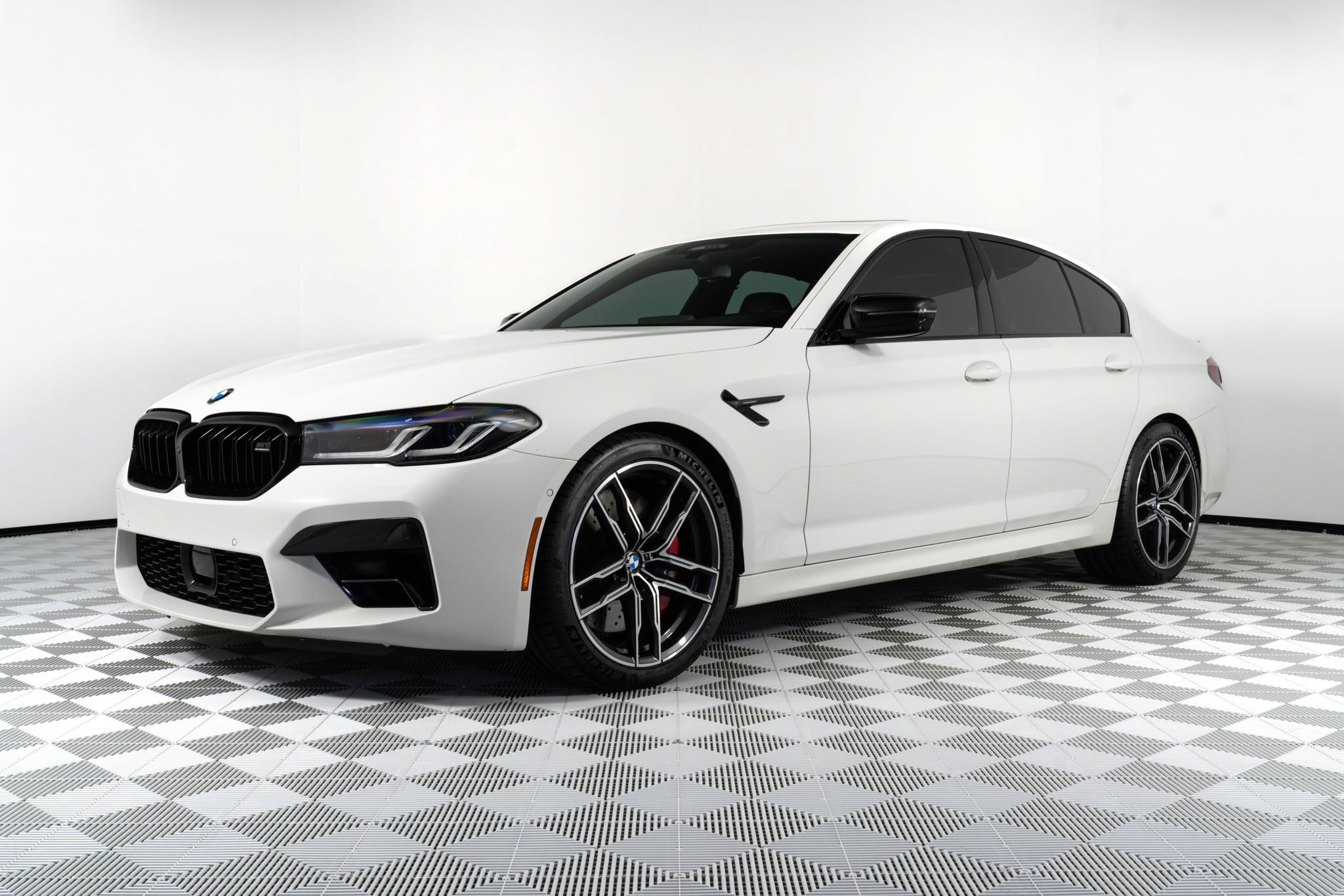 Used 2023 BMW M5 w/ Competition Package AWD/4WD image 7