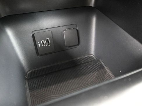 New 2026 Ford Explorer Active image 29