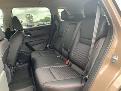 New 2026 Nissan Rogue SV AWD/4WD image 22