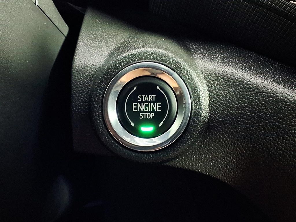 Used 2023 Chevrolet TrailBlazer ACTIV FWD image 16