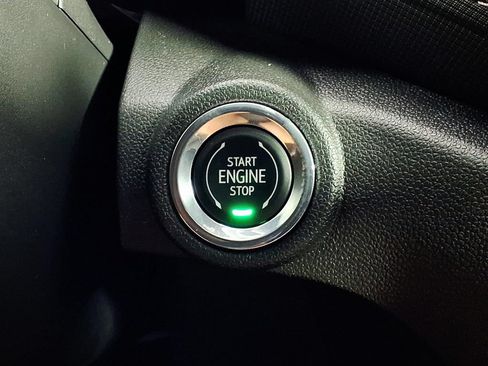 Used 2023 Chevrolet TrailBlazer ACTIV FWD image 16