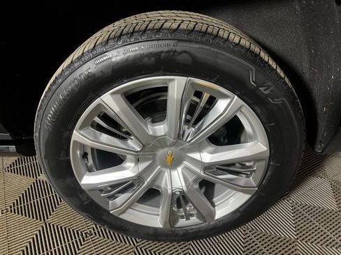 Used 2021 Chevrolet Tahoe High Country w/ Premium Package AWD/4WD image 28
