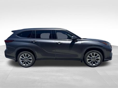 Used 2020 Toyota Highlander Limited AWD/4WD image 14