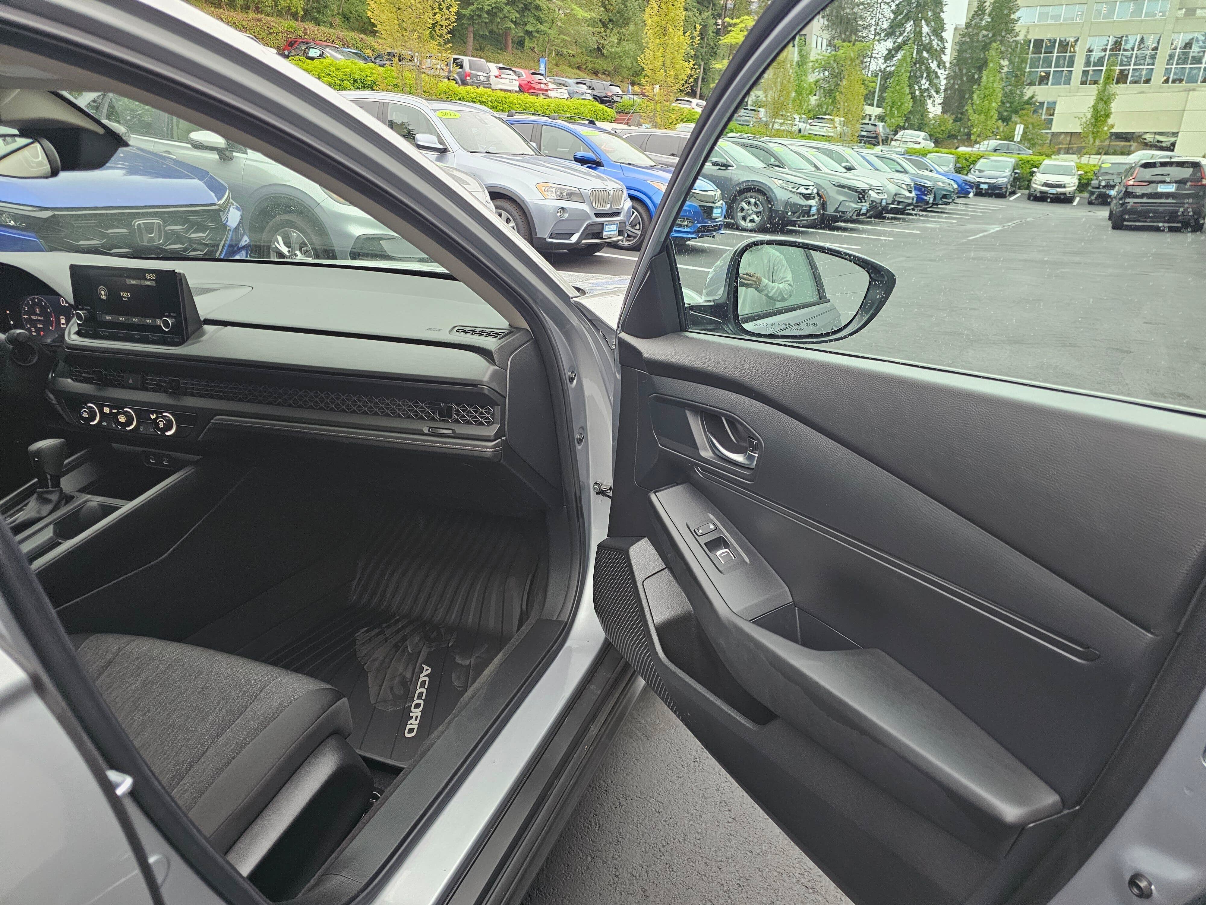 Used 2025 Honda Accord LX image 11