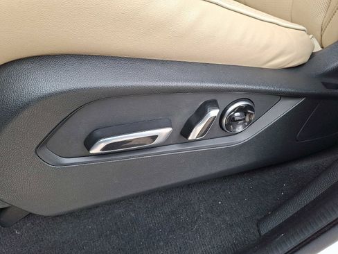 Used 2023 Acura MDX SH-AWD w/ Advance Package image 11