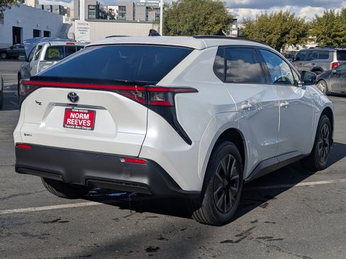 New 2026 Toyota bZ XLE Plus image 12