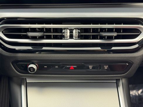 Used 2023 BMW i4 eDrive40 w/ Premium Package image 32