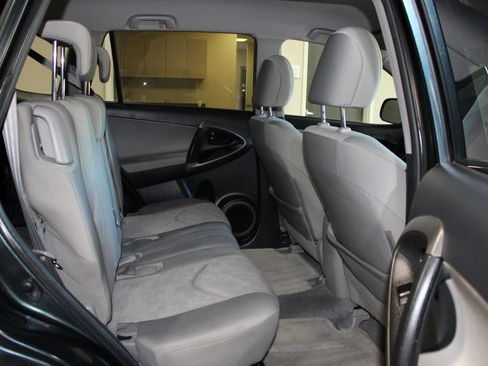 Used 2011 Toyota RAV4 2WD w/ Base L4 Extra Value Pkg image 22