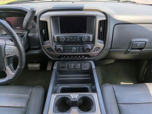 Used 2016 GMC Sierra 2500 Denali w/ Duramax Plus Package AWD/4WD image 34