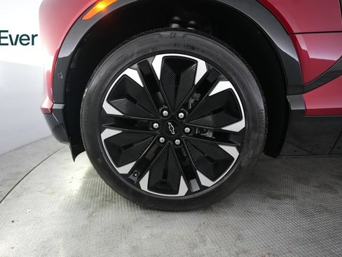 Used 2025 Chevrolet Blazer EV RS w/ Super Cruise Package AWD/4WD image 19