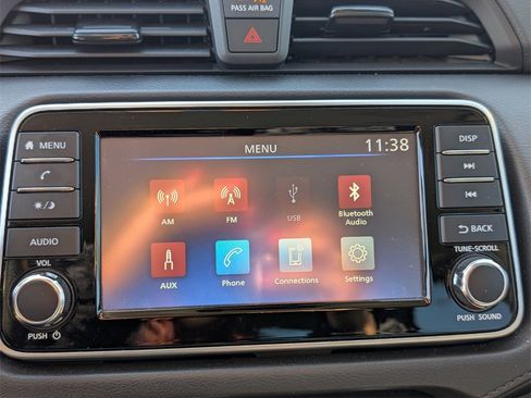 Used 2021 Nissan Versa S image 17