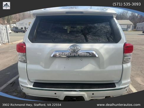 Used 2012 Toyota 4Runner SR5 AWD/4WD image 10