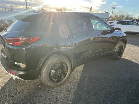 New 2026 Chevrolet Blazer LT image 6