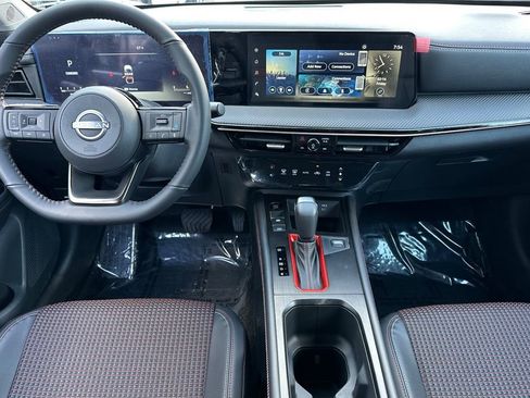 New 2025 Nissan Kicks SR w/ Illumination Package image 10