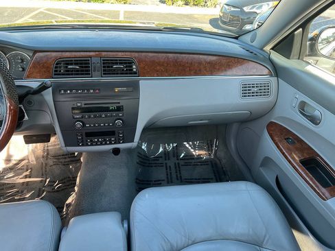 Used 2006 Buick LaCrosse CXL w/ Driver Confidence Package FWD image 33