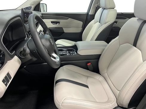 New 2026 Honda Pilot Touring image 15