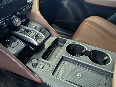 Used 2025 Acura MDX SH-AWD w/ Technology Package image 14