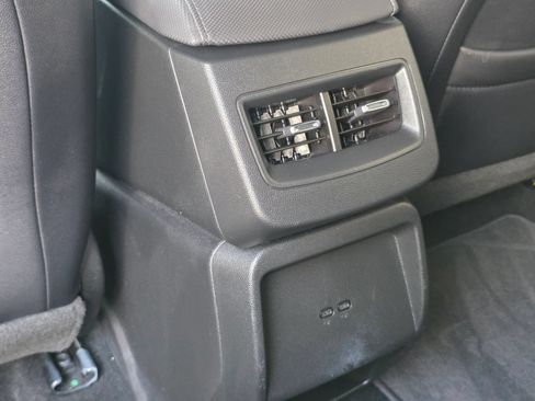 Used 2025 Chevrolet Equinox EV LT w/ LPO, Blackout Package FWD image 34