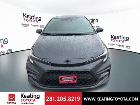 Used 2025 Toyota Corolla SE image 2