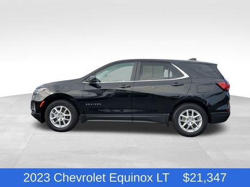 Certified 2023 Chevrolet Equinox LT FWD image 2