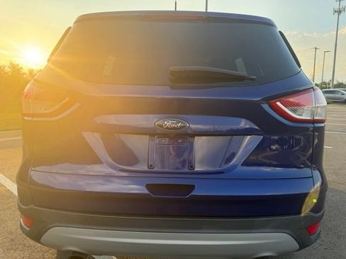 Used 2016 Ford Escape SE FWD image 8