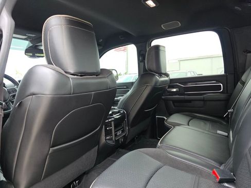 Used 2022 RAM 2500 Laramie w/ Night Edition AWD/4WD image 22